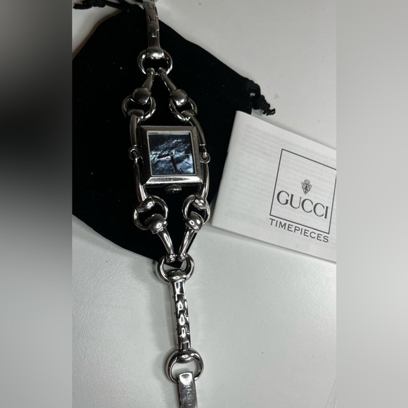 GUCCI “SIGNORINA” 116.3 STAINLESS STEEL BLUE MOTHER OF PEARL. Ladies watch. - Picture 5 of 16